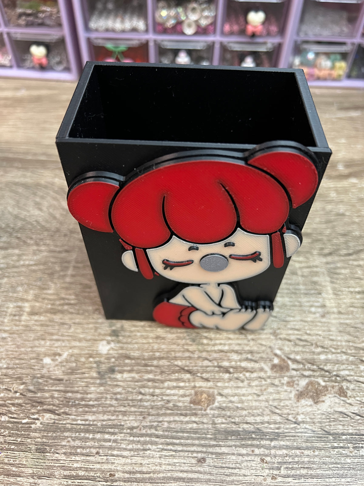 Nanci pen holder