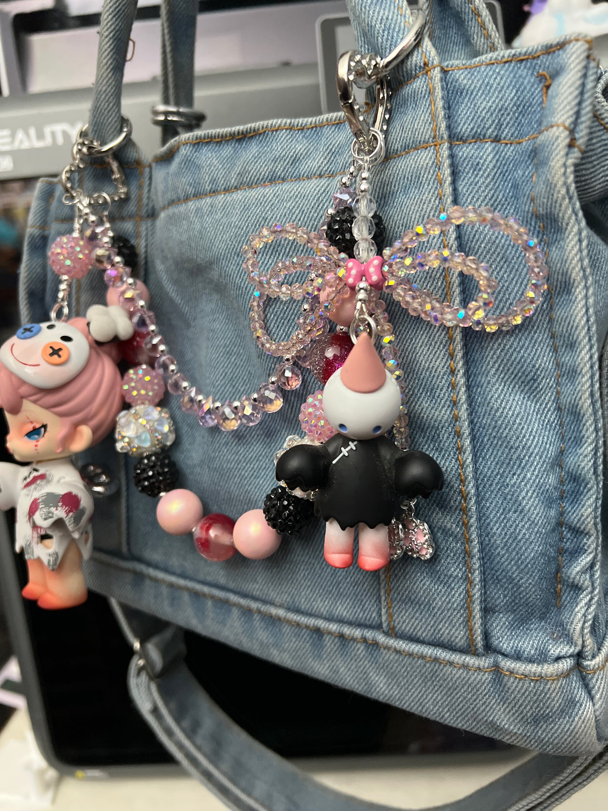 Nami purse charm