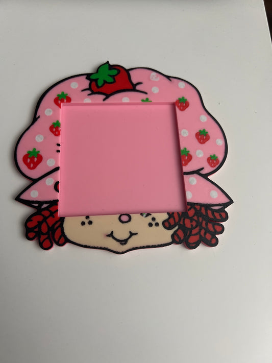 Strawberry shortcake, sticky note holder