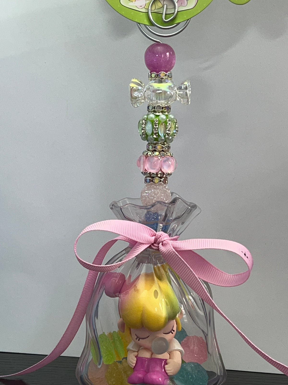 Nacni photo holder