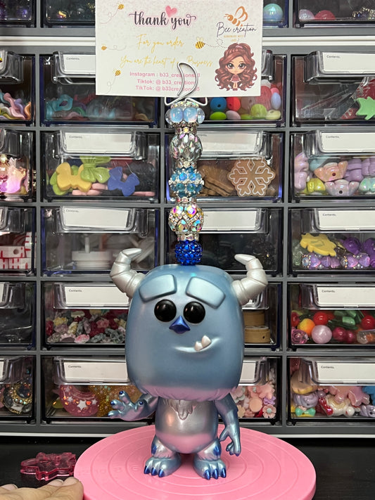 Sully photo holder