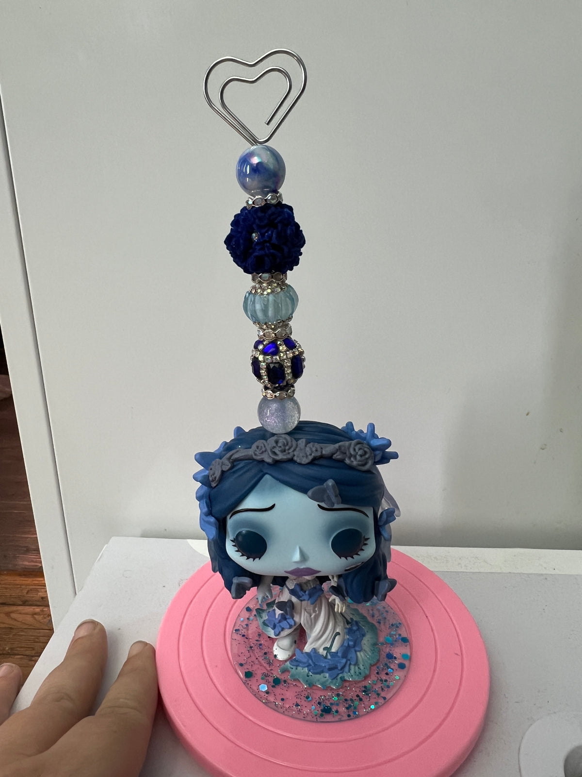 Corpse bride photo holder