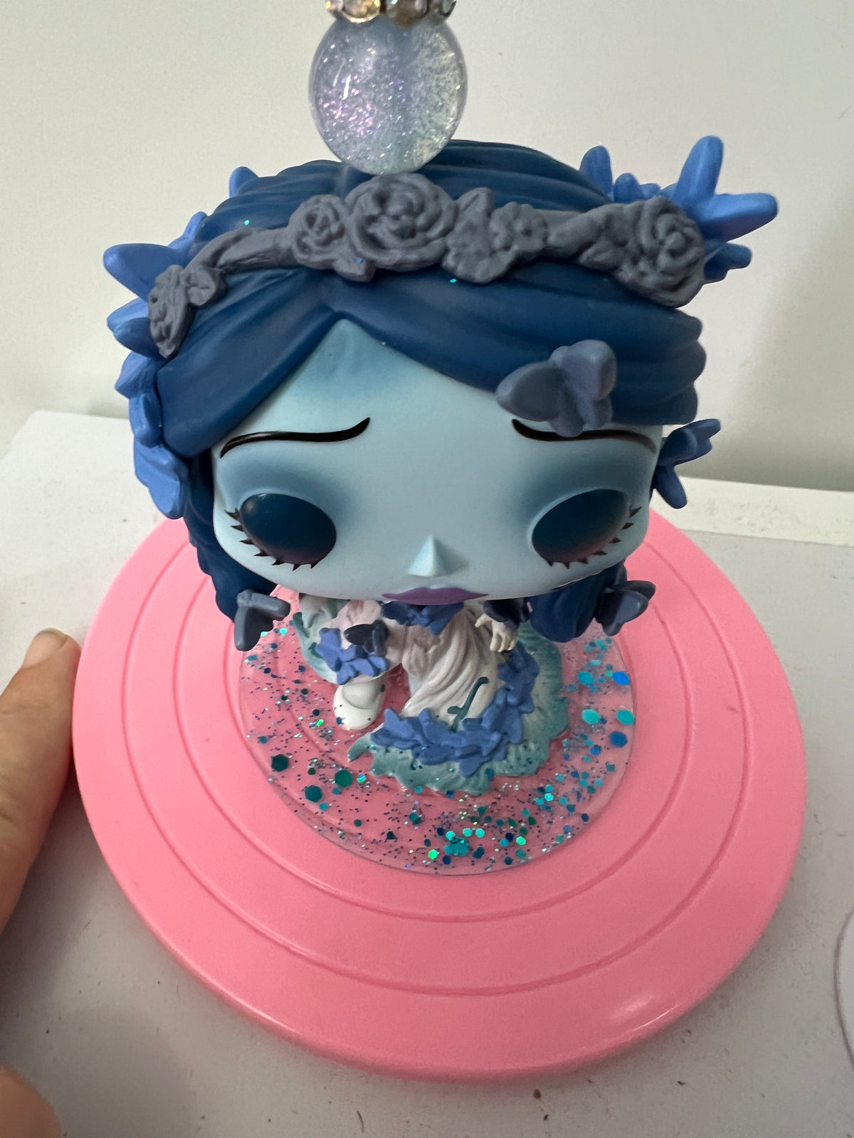 Corpse bride photo holder